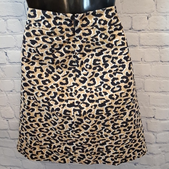 Talbots Dresses & Skirts - Talbots Size 4 Animal Print Skirt